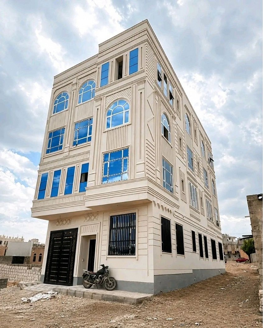 #عمارة فاخرة للبيع في صنعاء #بيت_بوس حي الشباب | مساحة 3 لبن ونص حر معمد... للتواصل 775577977